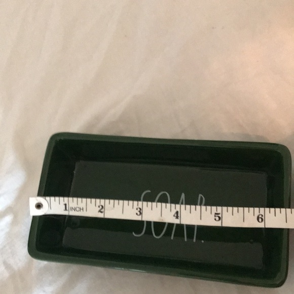 Rae Dunn soap dish in a beautiful green. - Picture 5 of 6